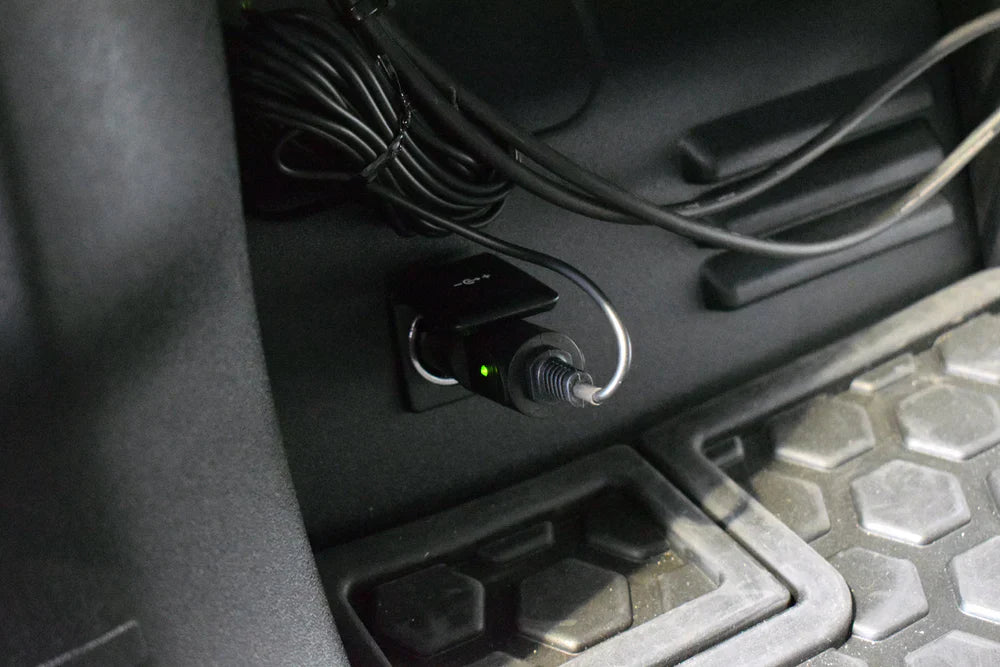 LR990S - Land Rover Defender P400 90,110 and 130 - Sport System with Sound Architectâ„¢ (2021 on)