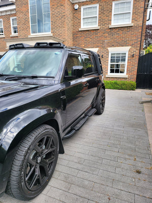 4 LIGHT ROOF DEFENDER