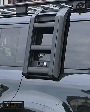 Defender Black Ladder