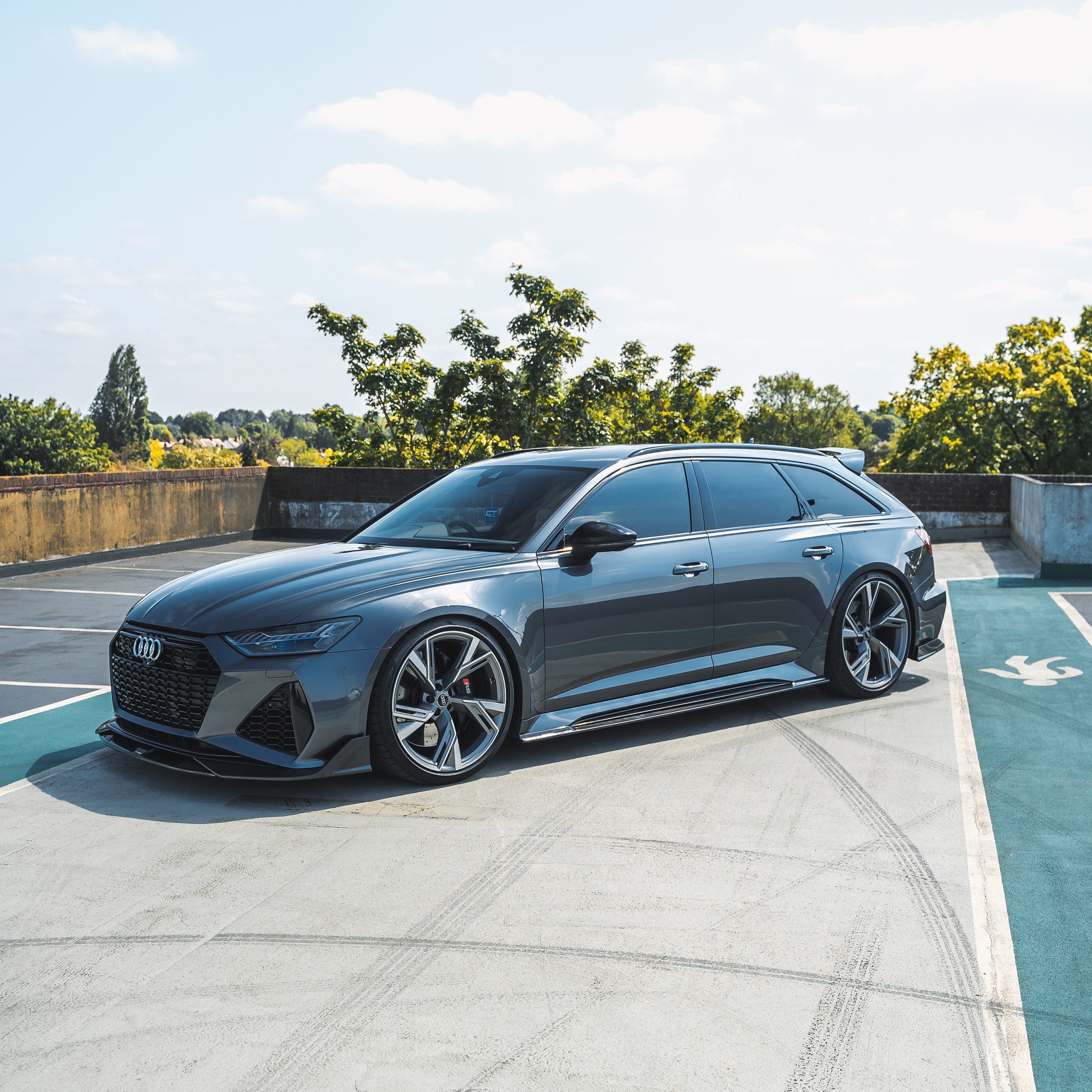 CT CARBON Full Kit AUDI RS6 C8 AVANT FULL CARBON FIBRE KIT - CT DESIGN