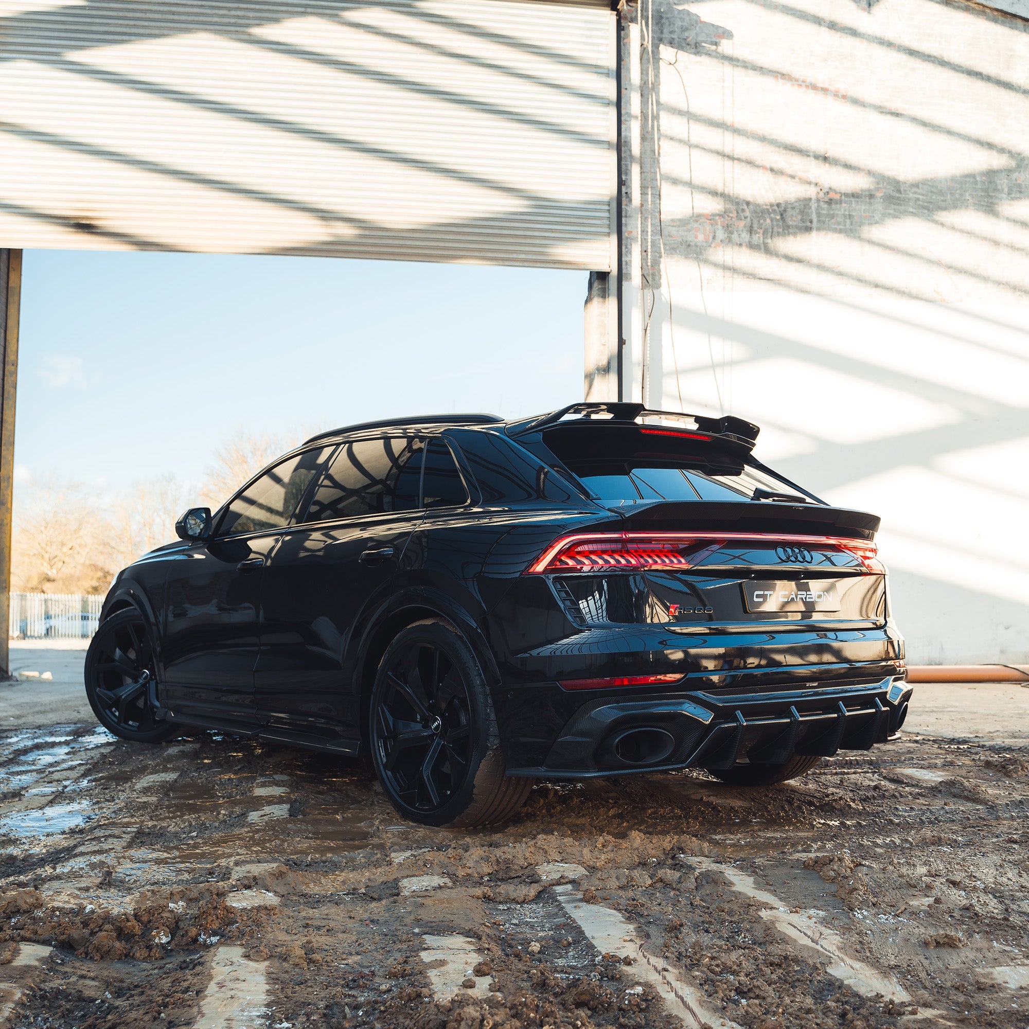AUDI RSQ8 2020-2025 CARBON FIBRE FULL KIT - CT DESIGN