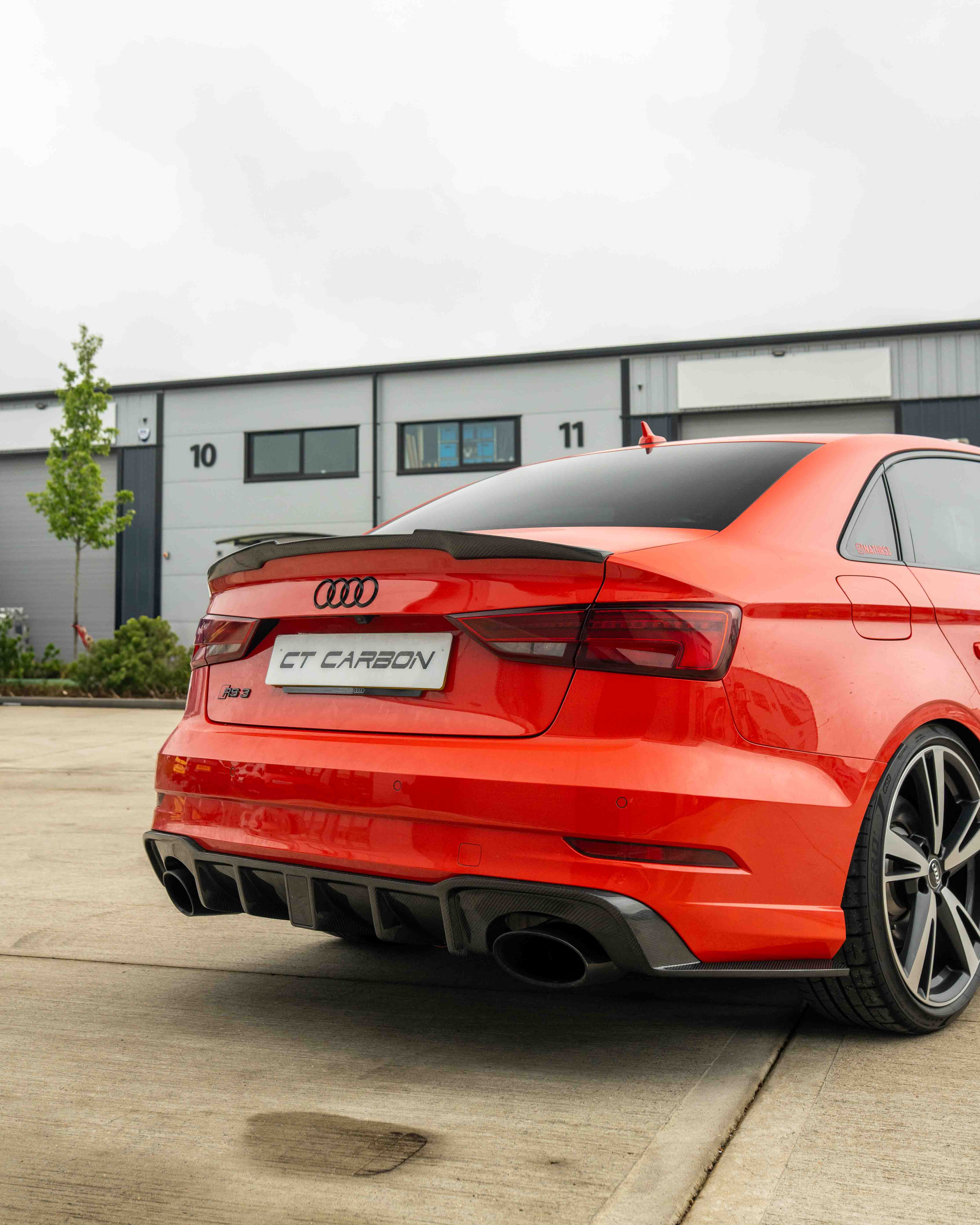 AUDI RS3 8V SALOON REAR CARBON DIFFUSER WITH DTM LIGHT