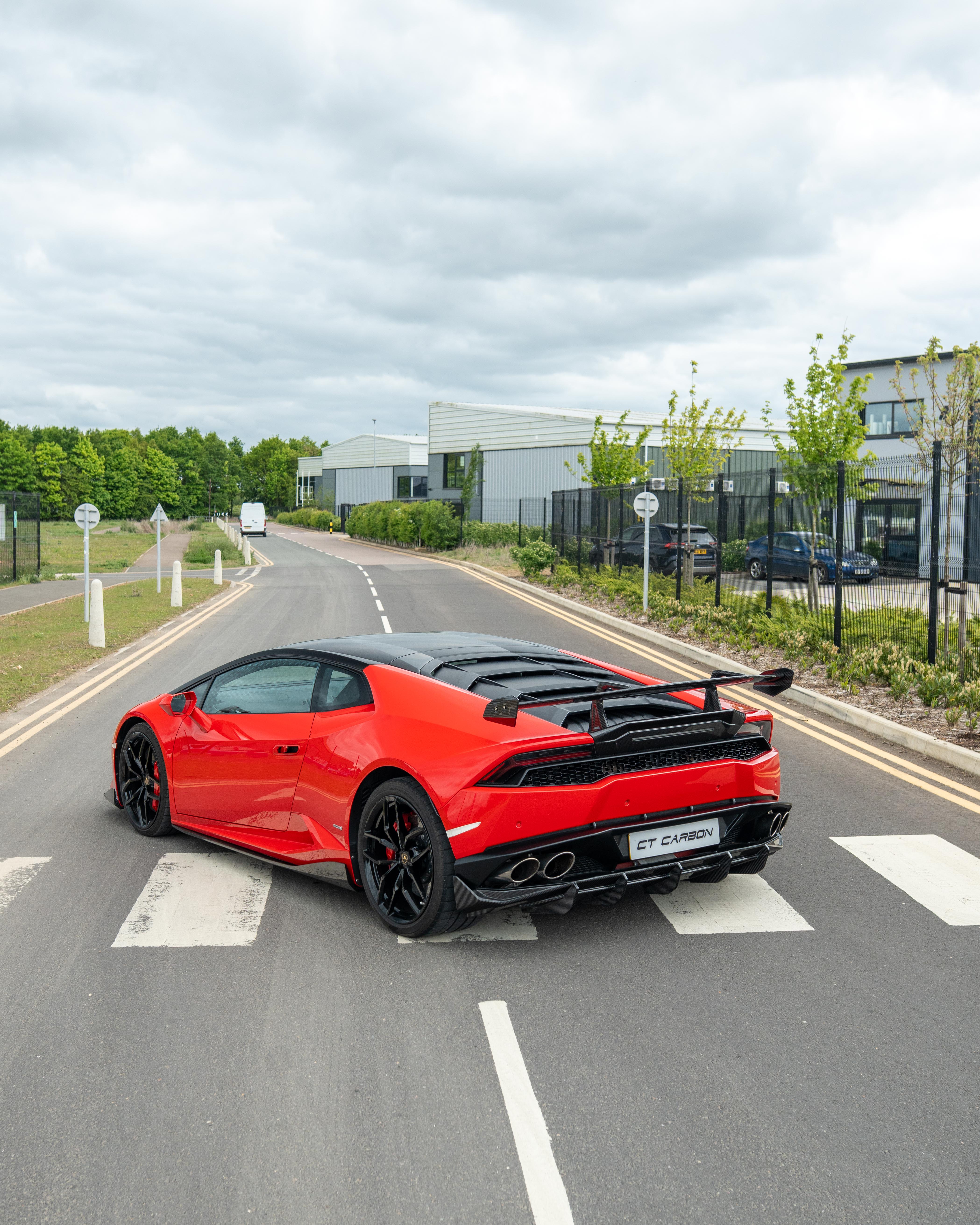 LAMBORGHINI HURACAN LP-610 CARBON FIBRE DIFFUSER - CT DESIGN