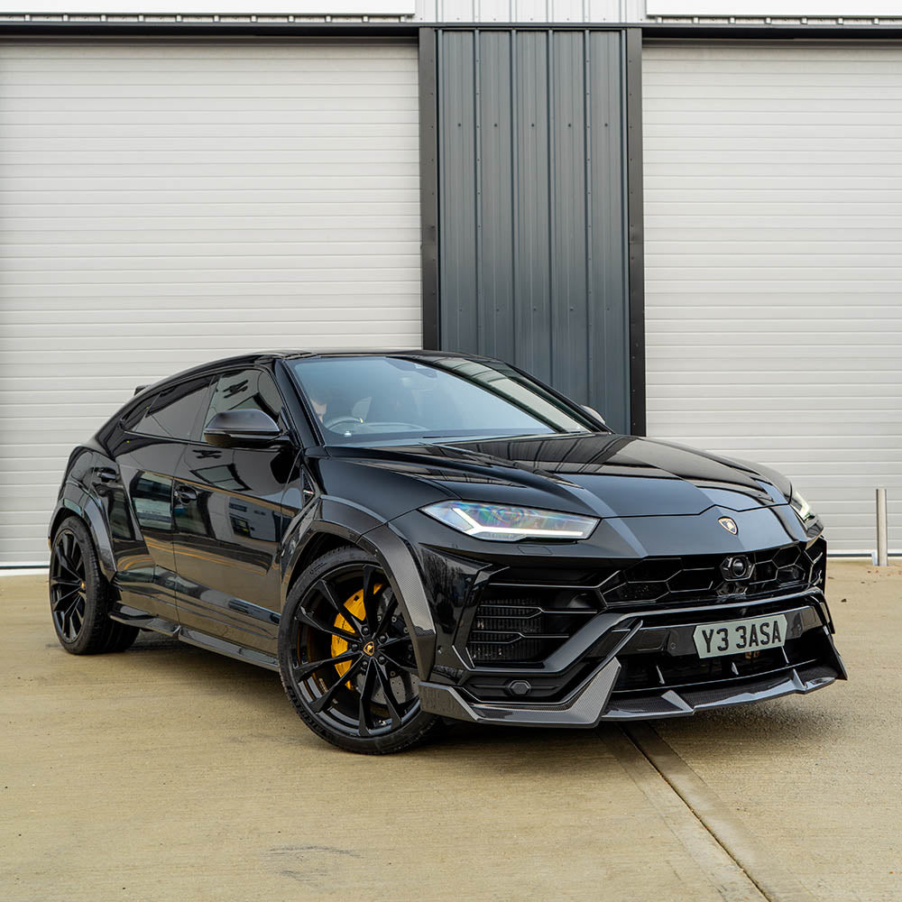 LAMBORGHINI URUS FULL CARBON FIBRE ARCHES - CT DESIGN