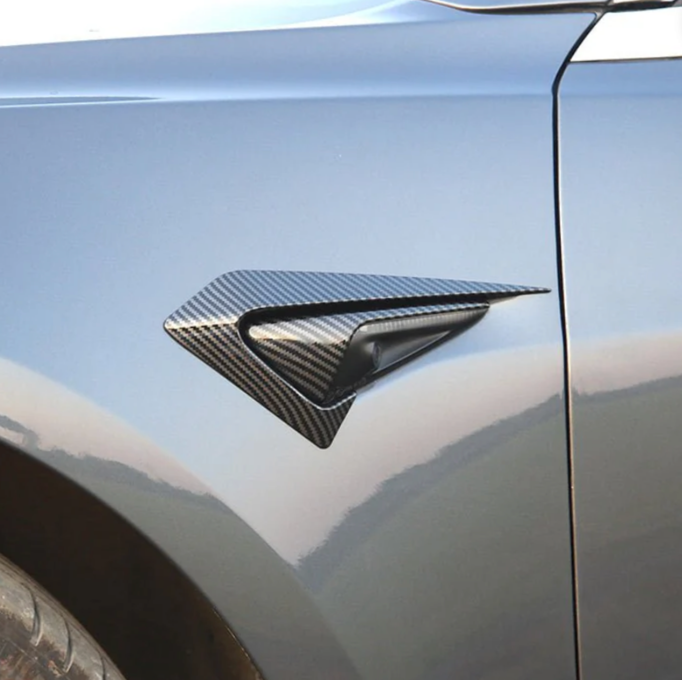 Tesla Model Y 2023+ Aero Style Side Camera Decoration - Carbon Fibre Look