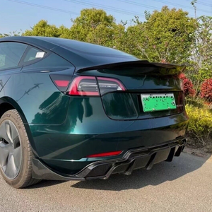 Tesla Model 3 Aero Style Rear Bumper Lip diffuser - Carbon Fibre Look