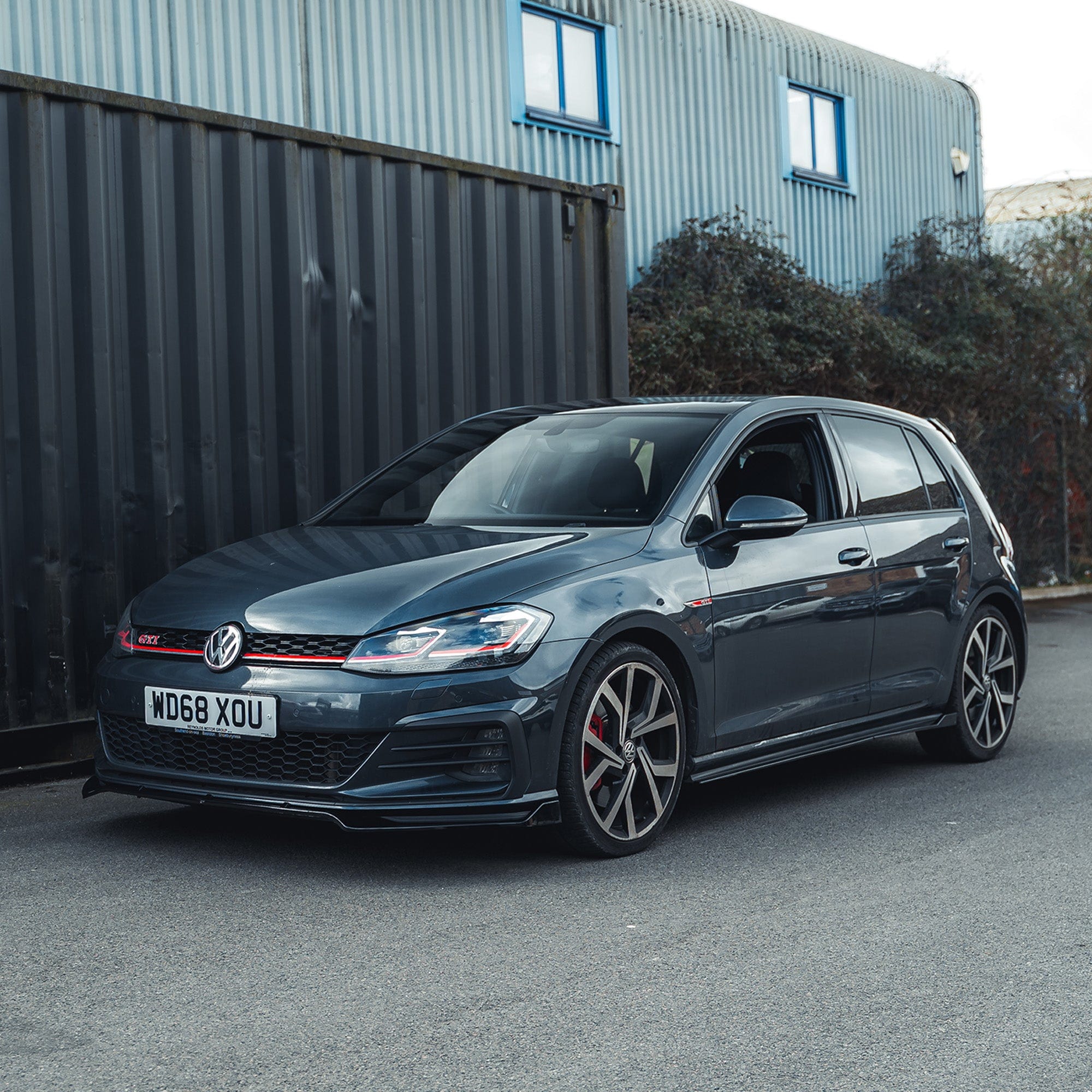BLAK BY CT Side Skirts VOLKSWAGEN GOLF R/GTD/GTI MK7/7.5 2014-2020 GLOSS BLACK SIDE SKIRTS