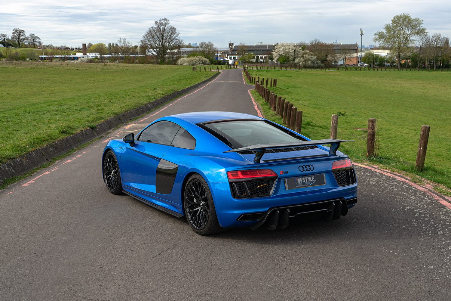 CT CARBON Diffuser AUDI R8 V10 GEN 2 CARBON FIBRE DIFFUSER - V STYLE