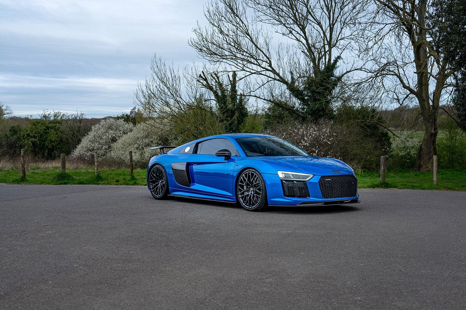 CT CARBON Splitter AUDI R8 V10 GEN 2 CARBON FIBRE SPLITTER - V STYLE