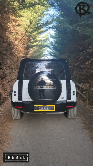 Defender L663 Gloss Black Rear Spoiler v1