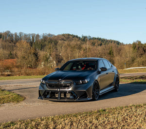 BMW G90 M5 CARBON FIBRE FULL KIT - V1 - CT DESIGN