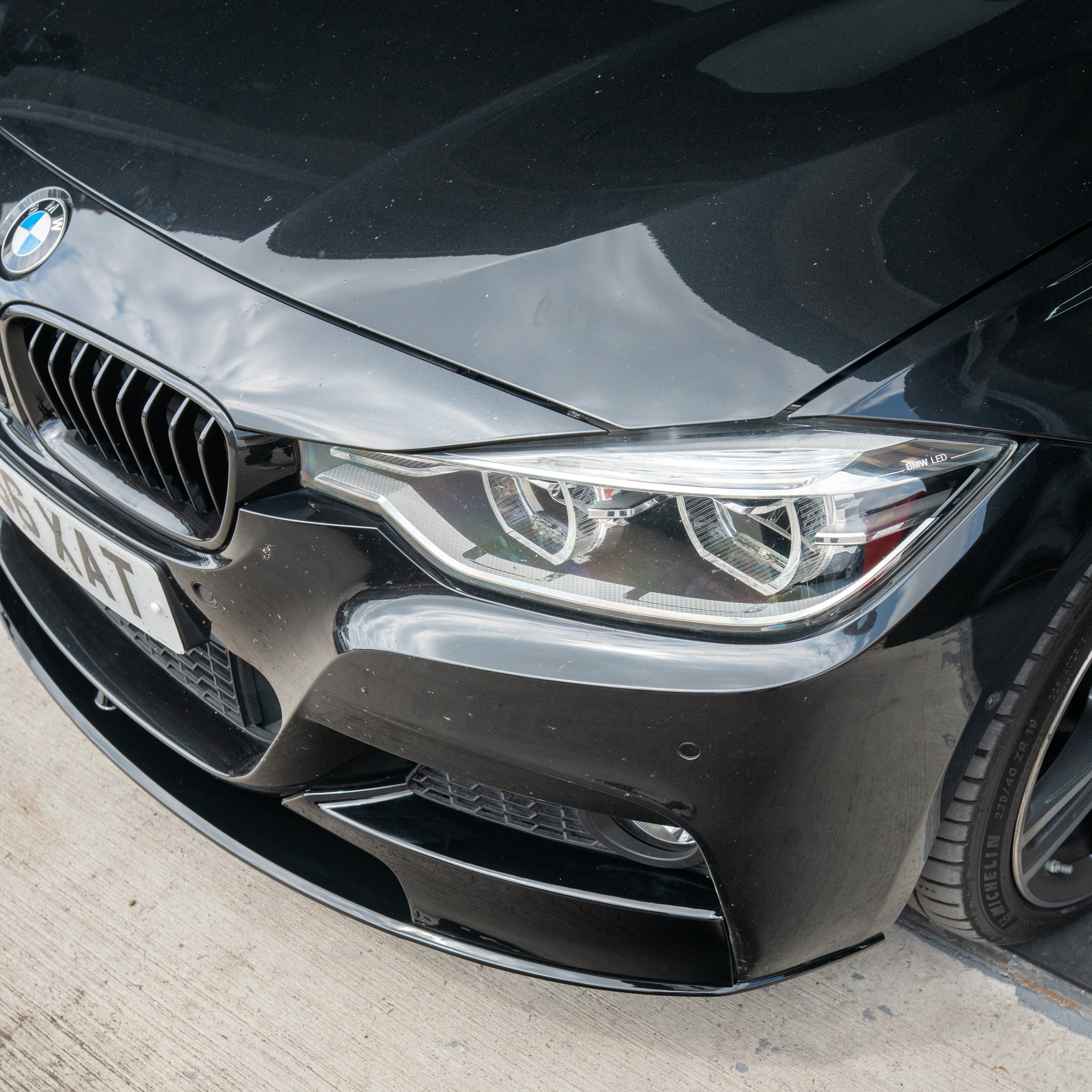 BMW 3 SERIES F30/F31 GLOSS BLACK SPLITTER - V1