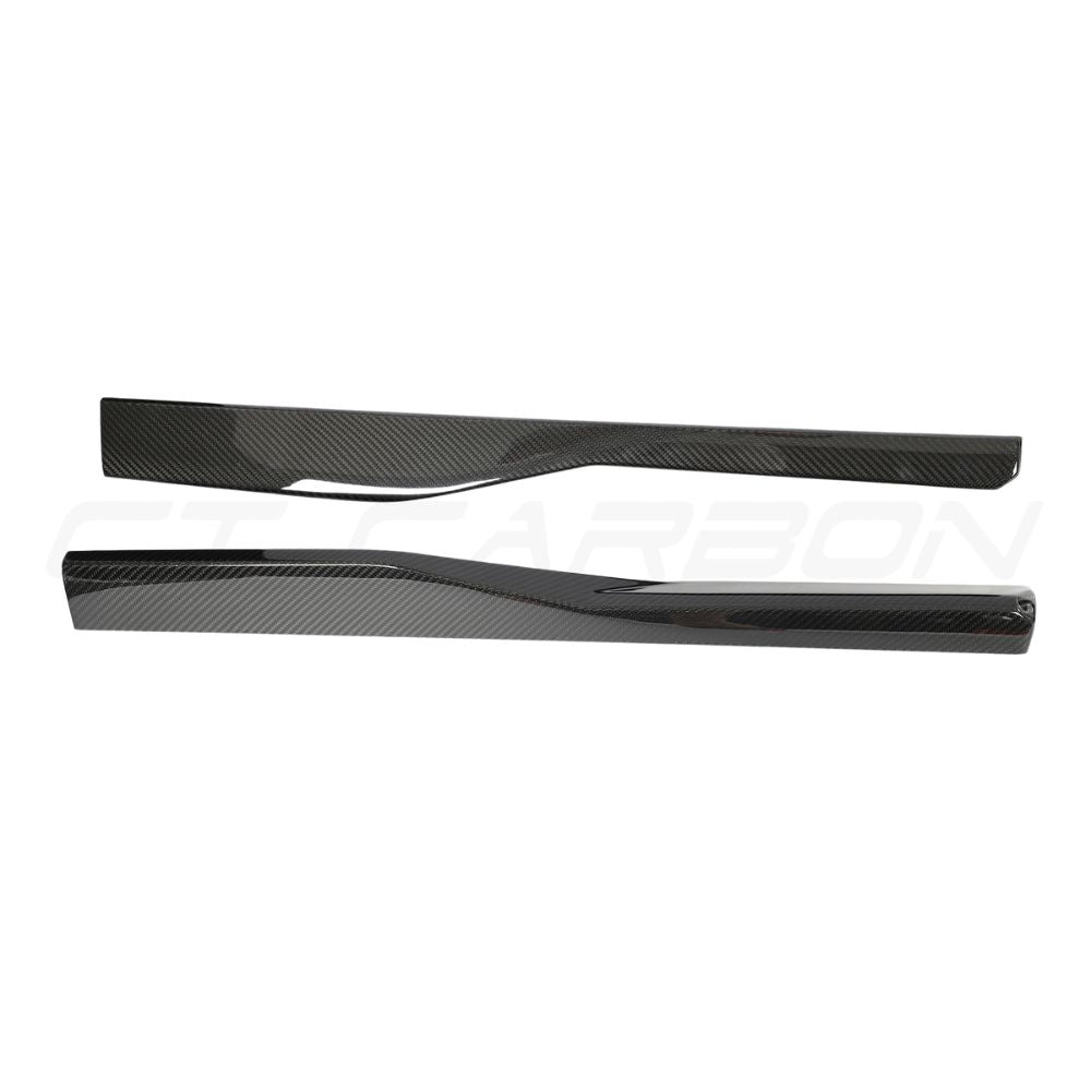 LAMBORGHINI URUS CARBON FIBRE SIDE SKIRTS - CT DESIGN