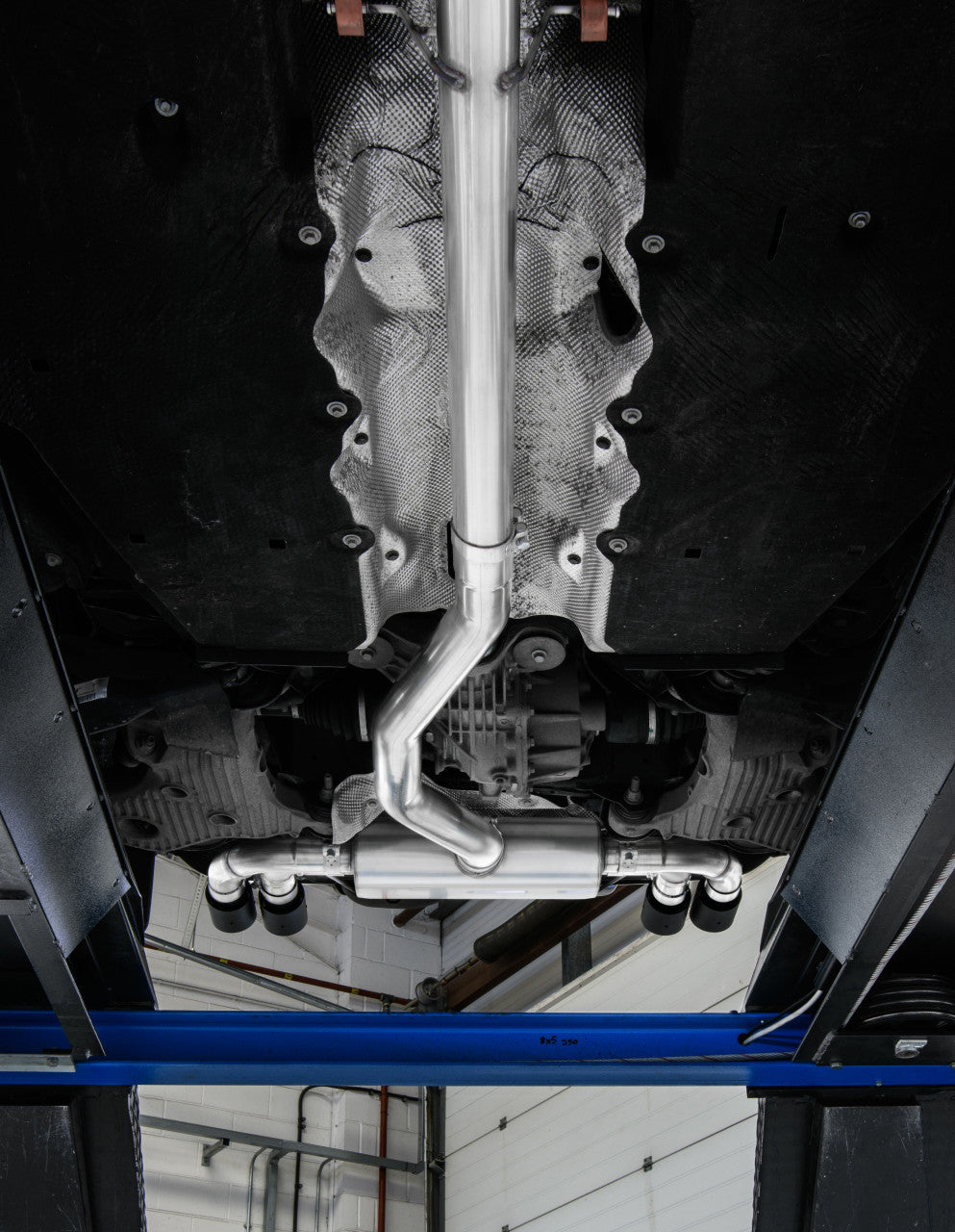 SSXLR119-702 - Defender 90 V8 2021+ Milltek Performance Exhaust - Particulate Filter-back - OPF/GPF Back Non-Resonated Valved System (Louder) with Quad JET-90 Carbon Trims